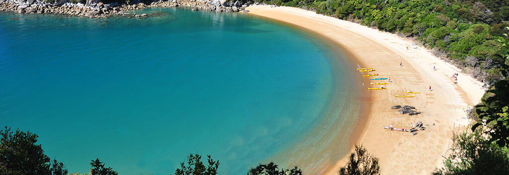Walking the Abel Tasman track, Abel Tasman National Park