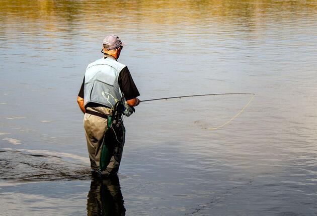 Travel by helicopter to New Zealand’s idyllic fishing spots and cast your line into the pristine waters of the country’s lakes and rivers.